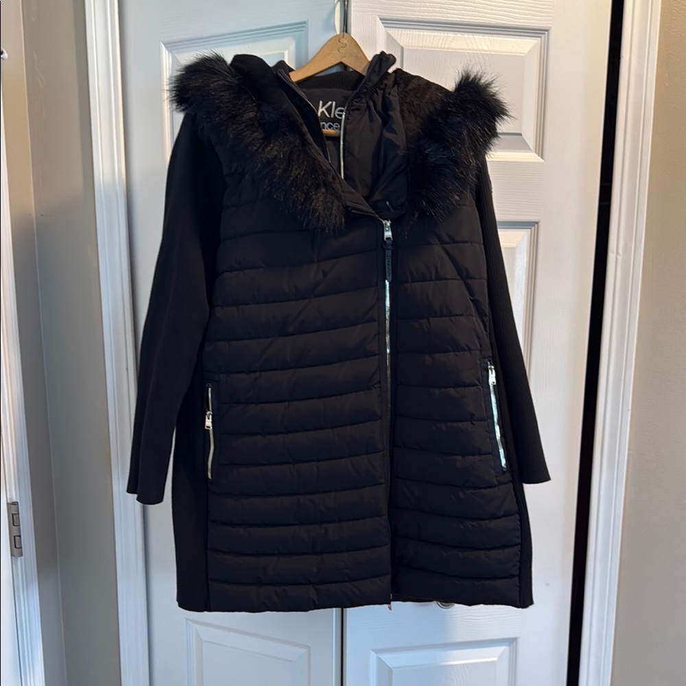Calvin Klein Women's Black Puffer Jacket with Faux Fur Trim